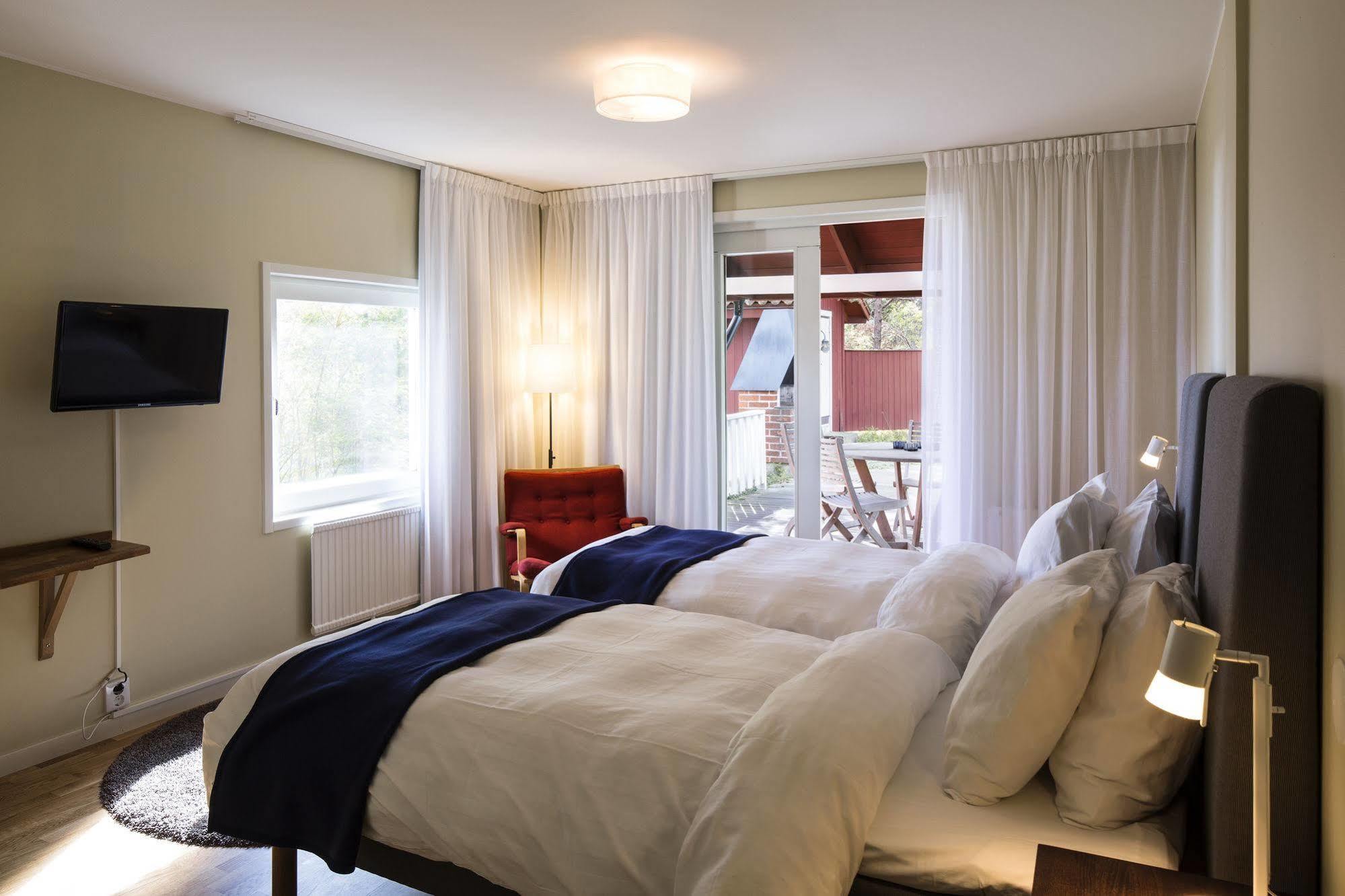 Djuroenaeset Hotell & Konferens Djurhamn Zewnętrze zdjęcie